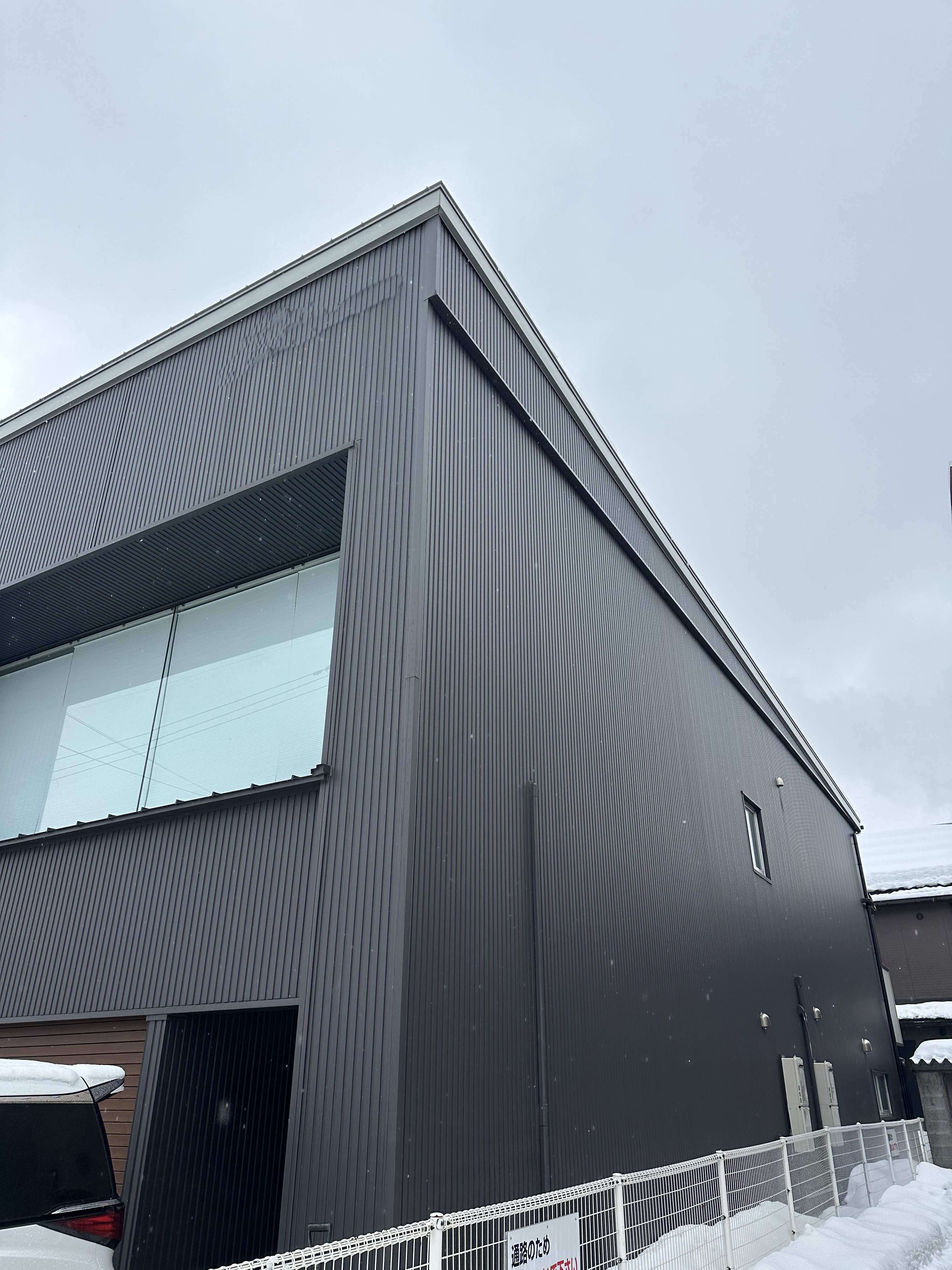 建物を骨組みから守る、RC造住宅の全面外装リフォーム